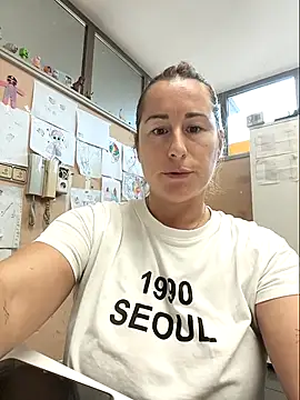 bichota85 online show from 14, 10, 2025