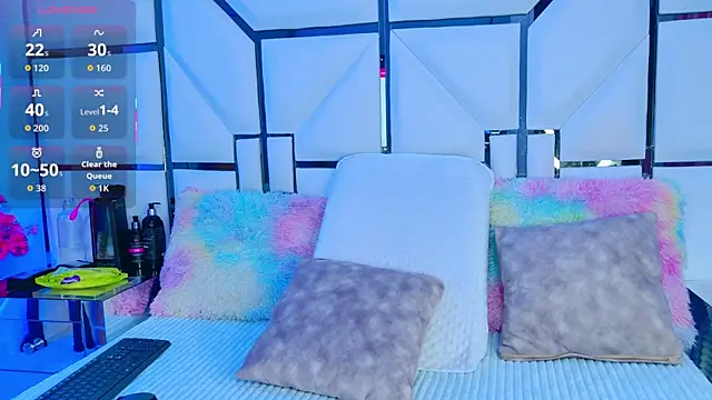 SabrinnaTaylor online show from 30, 11, 2025