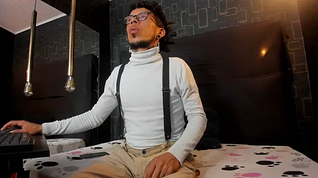 Snapshot of Alien_high chatting on 28, 9, 2025 Alien high online show from 28, 9, 2025