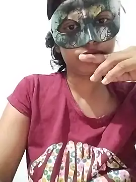 ms-naina online show from 4, 8, 2026