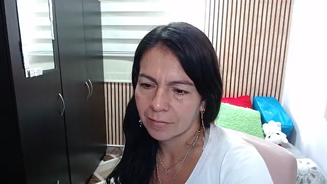 Snapshot of camilavargas_ chatting on 11, 5, 2026 camilavargas online show from 11, 5, 2026