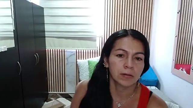 Snapshot of camilavargas_ chatting on 25, 5, 2026 camilavargas online show from 25, 5, 2026