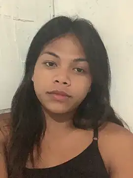 kynthy bitchy online show from 27, 10, 2025