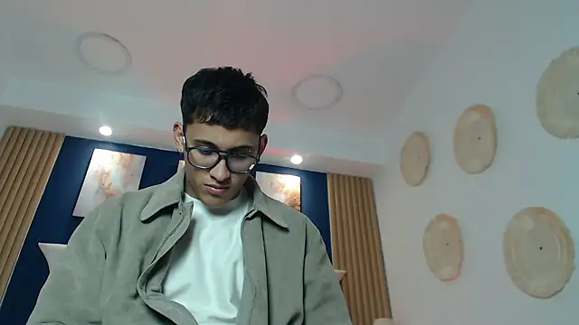 SalvadorFit online show from 18, 3, 2026