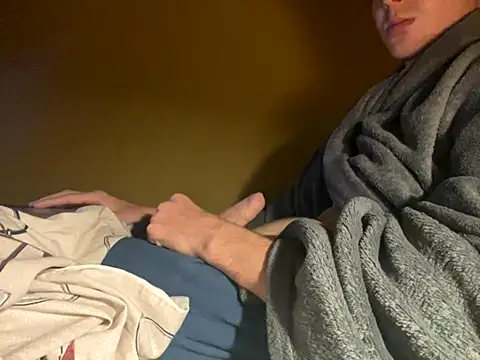 Snapshot of Randy9222 chatting on 23, 9, 2025 Randy9222 online show from 23, 9, 2025