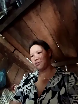 Snapshot of callistra chatting on 11, 4, 2026 callistra online show from 11, 4, 2026