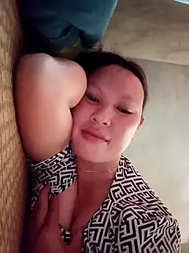 Snapshot of callistra chatting on 12, 4, 2026 callistra online show from 12, 4, 2026