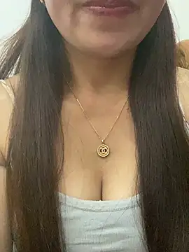 Snapshot of Milky-milk chatting on 27, 2, 2026 Milky-milk online show from 27, 2, 2026