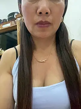 Snapshot of Milky-milk chatting on 16, 4, 2026 Milky-milk online show from 16, 4, 2026