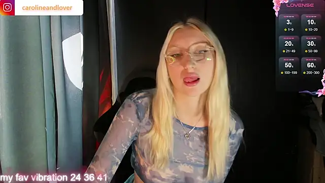 Snapshot of Caroline_lover_ chatting on 17, 12, 2025 Caroline lover online show from 17, 12, 2025