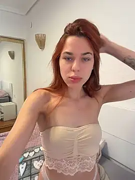Snapshot of MollyXoXo chatting on 27, 5, 2026 MollyXoXo online show from 27, 5, 2026