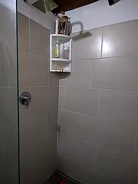 Suzanelee1 online show from 11, 11, 2025