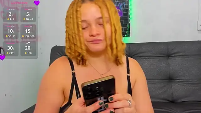 Cherrysweetyx online show from 16, 12, 2025