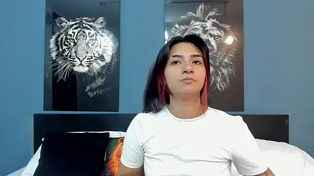 Snapshot of KENDRAOWEN chatting on 11, 10, 2025 KENDRAOWEN online show from 11, 10, 2025