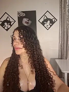 Snapshot of Lina_444 chatting on 4, 6, 2026 Lina 444 online show from 4, 6, 2026