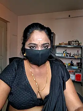 Snapshot of queendivya chatting on 7, 7, 2026 queendivya online show from 7, 7, 2026