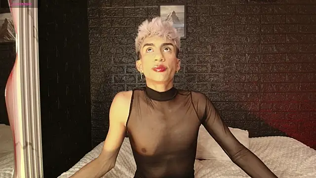 Snapshot of Erick_Velveth chatting on 12, 10, 2025 Erick Velveth online show from 12, 10, 2025