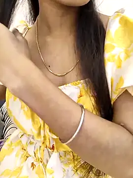 Snapshot of Sweets-jaanu chatting on 16, 10, 2025 Sweets-jaanu online show from 16, 10, 2025