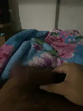 Snapshot of kylieputinha chatting on 25, 5, 2026 kylieputinha online show from 25, 5, 2026