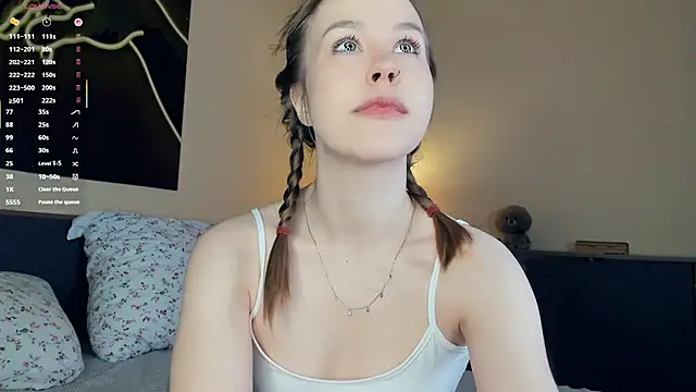 MaliaBourraine online show from 15, 12, 2025