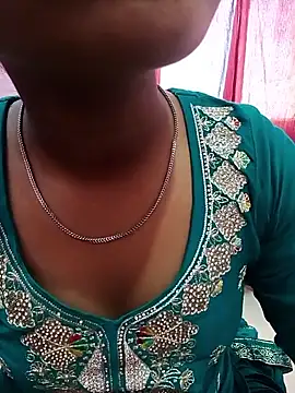 Snapshot of pari_rani7 chatting on 22, 3, 2026 pari rani7 online show from 22, 3, 2026