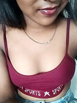 Snapshot of pari_rani7 chatting on 25, 5, 2026 pari rani7 online show from 25, 5, 2026
