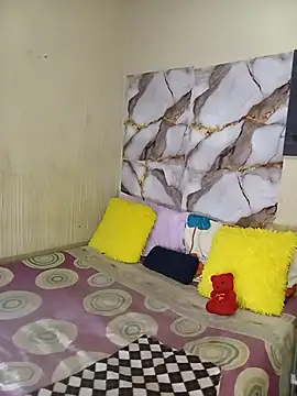 BubblyBeautiful online show from 29, 10, 2025