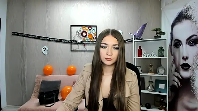 EllaClarke online show from 29, 10, 2025