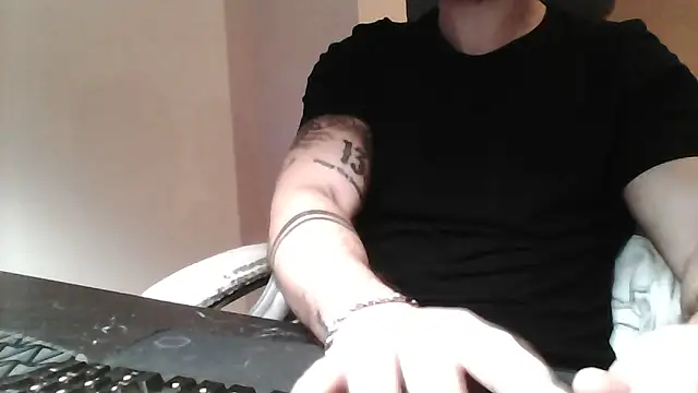 yourfantasy777 online show from 28, 2, 2026