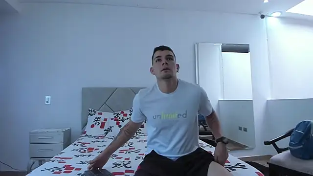 BooyHott  online show from 24, 9, 2025