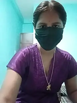 Snapshot of soni_megwal chatting on 4, 7, 2026 soni megwal online show from 4, 7, 2026