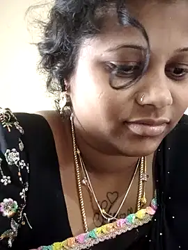 sweetqueen143 online show from 24, 11, 2025