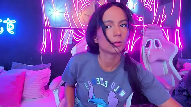 Star Liight online show from 20, 10, 2025