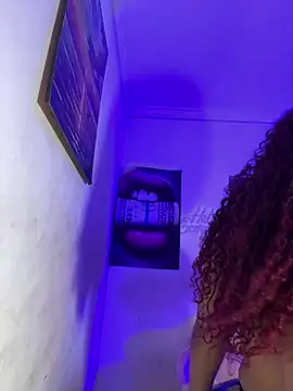 Snapshot of becca_wilsson chatting on 21, 2, 2026 becca wilsson online show from 21, 2, 2026