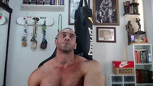 henryhadesflirt online show from 19, 11, 2025