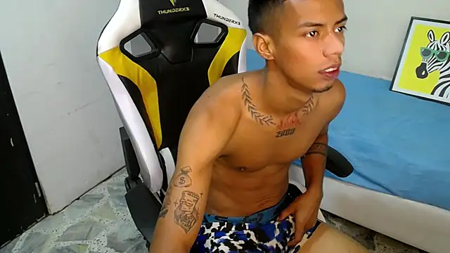 Snapshot of Nando_coll chatting on 26, 10, 2025 Nando coll online show from 26, 10, 2025