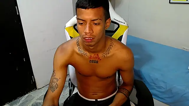 Snapshot of Nando_coll chatting on 1, 11, 2025 Nando coll online show from 1, 11, 2025