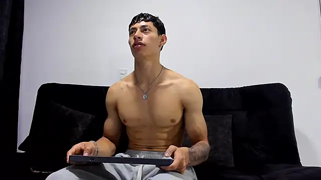 Snapshot of jey_cox23 chatting on 19, 12, 2025 jey cox23 online show from 19, 12, 2025