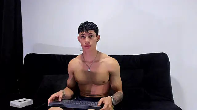 Snapshot of jey_cox23 chatting on 7, 1, 2026 jey cox23 online show from 7, 1, 2026