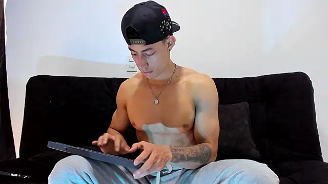 Snapshot of jey_cox23 chatting on 4, 2, 2026 jey cox23 online show from 4, 2, 2026