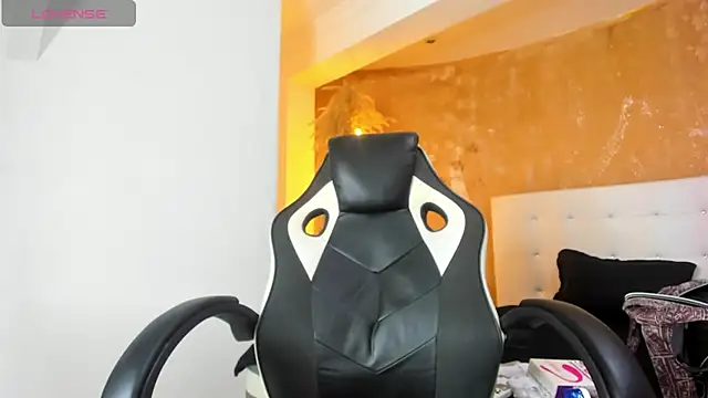 ZOE ROSE4 online show from 26, 9, 2025