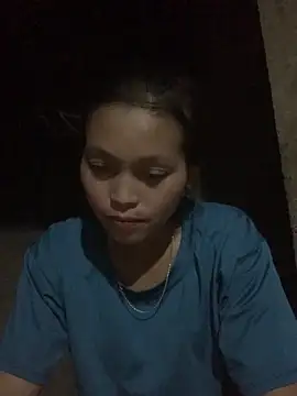 Snapshot of Halyy_xx chatting on 29, 9, 2025 Halyy xx online show from 29, 9, 2025