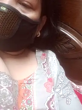 Snapshot of satthi-03 chatting on 23, 10, 2025 satthi-03 online show from 23, 10, 2025