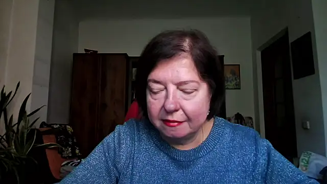 Violet Pulse online show from 2, 10, 2025