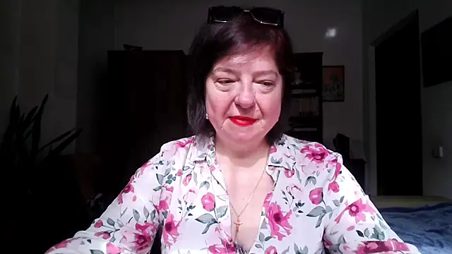 Violet Pulse online show from 10, 4, 2026