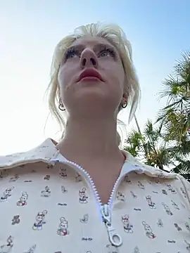 RonnieKiss online show from 24, 2, 2026