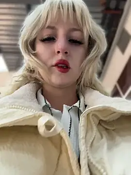 RonnieKiss online show from 15, 4, 2026