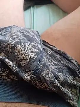 Snapshot of DarkOven chatting on 22, 12, 2025 DarkOven online show from 22, 12, 2025