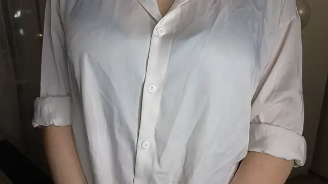 Snapshot of DaliaRadtke chatting on 4, 3, 2026 DaliaRadtke online show from 4, 3, 2026