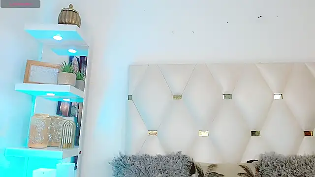  IsabellaRousse online show from 9, 2, 2026